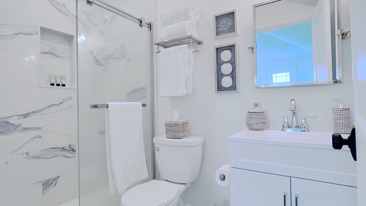 Photo of Bathroom in Cape May Court House