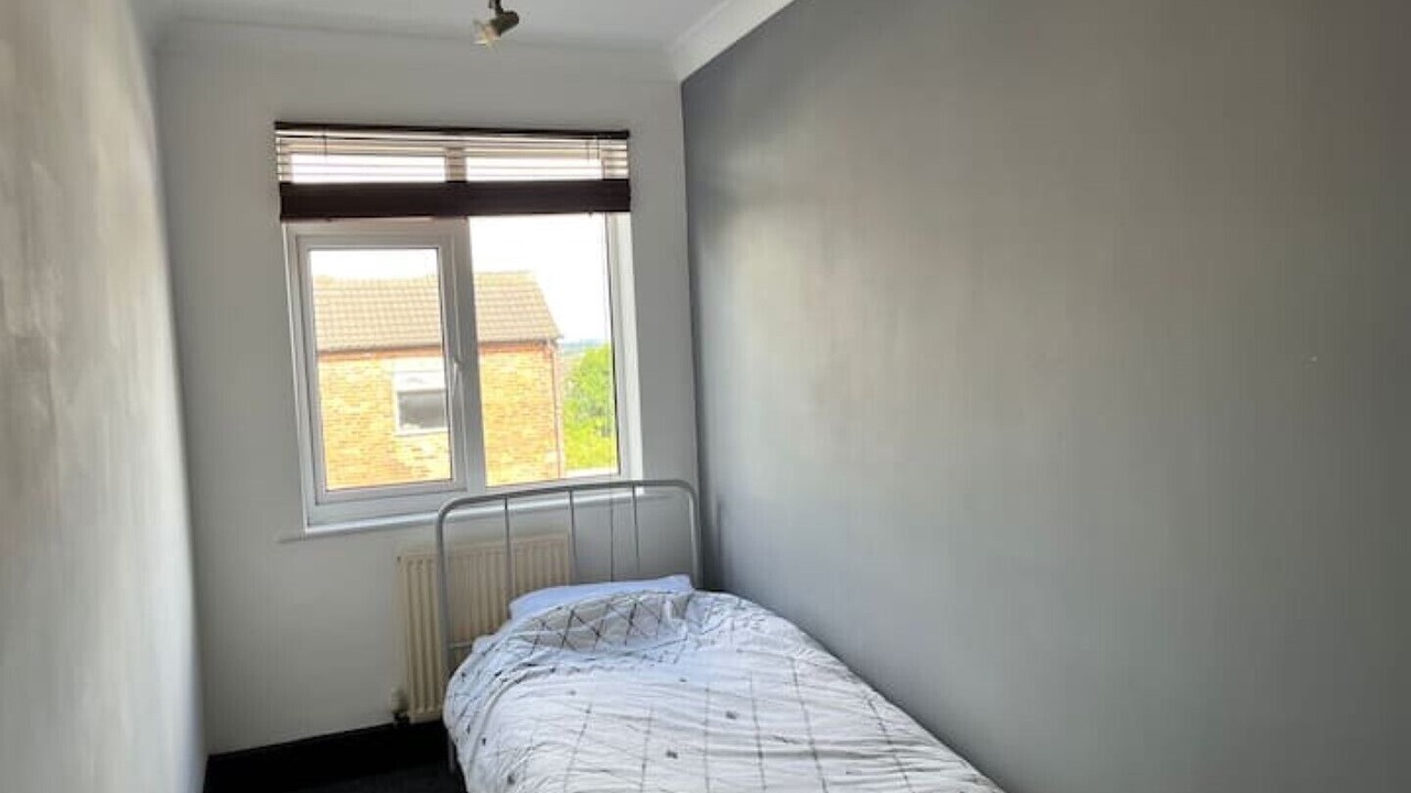 Photo of Bedroom in Heanor