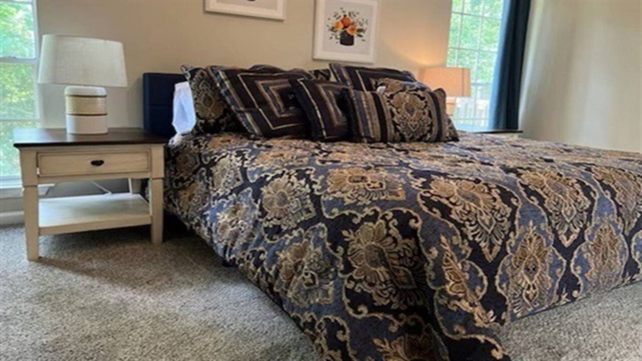 Photo of Others in Stockbridge