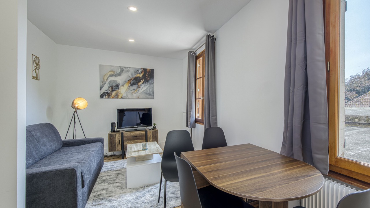 Photo of Others in Bredannaz