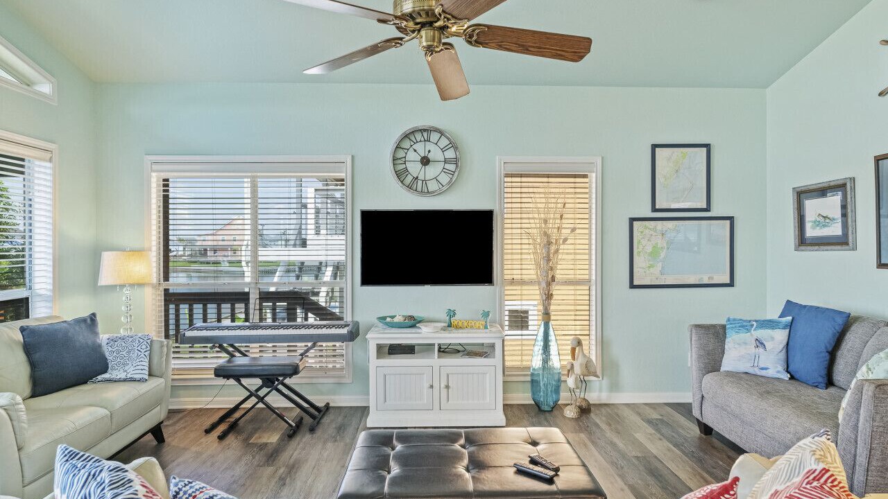 Photo of Livingroom in Rockport
