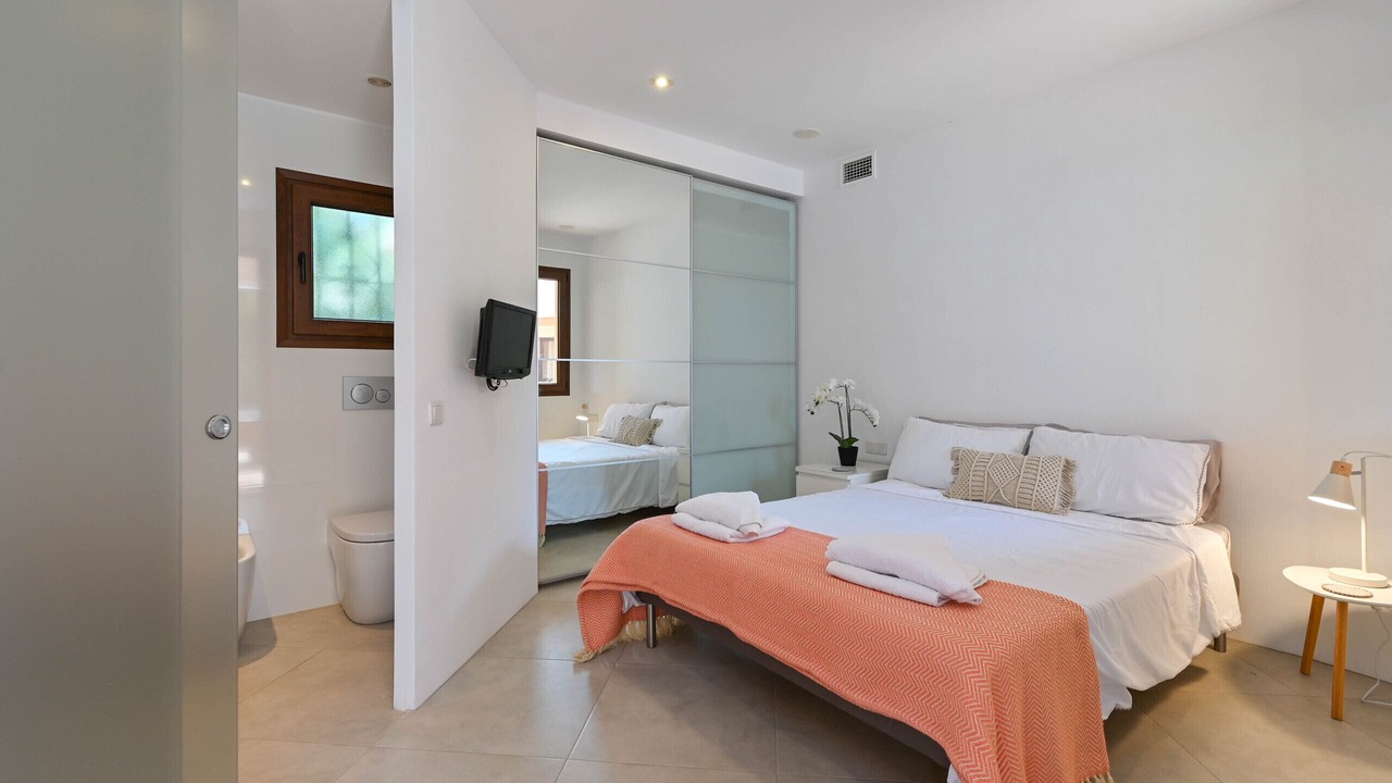 Photo of Bedroom in San Jaime
