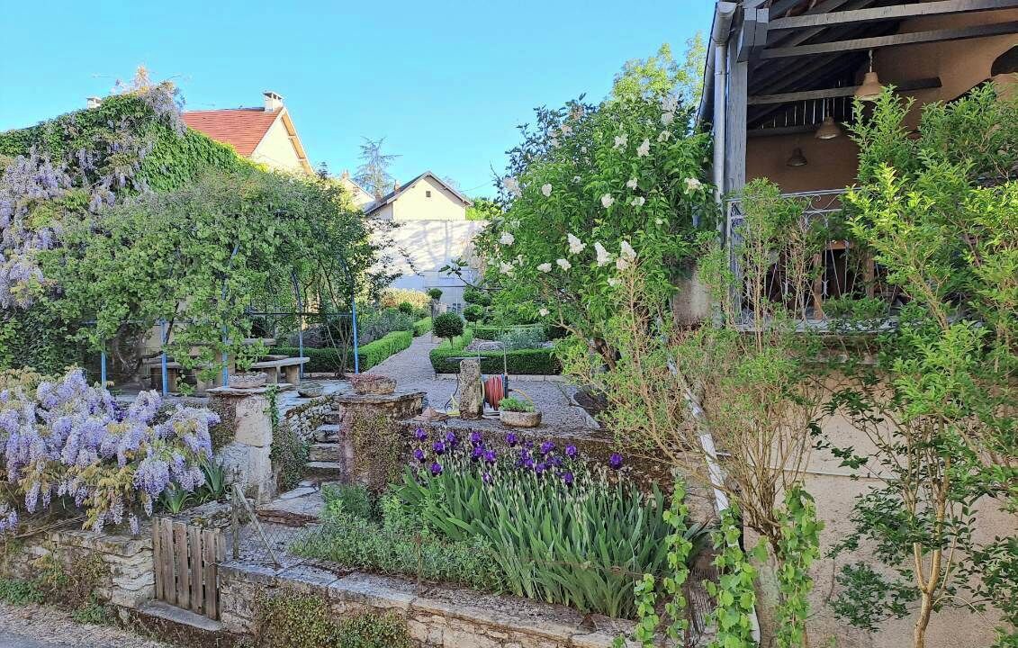 Photo of Outdoor in Salles-Courbaties