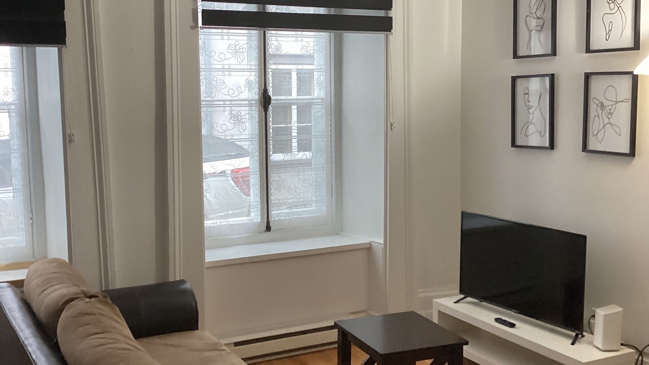 Photo of Livingroom in Old Quebec