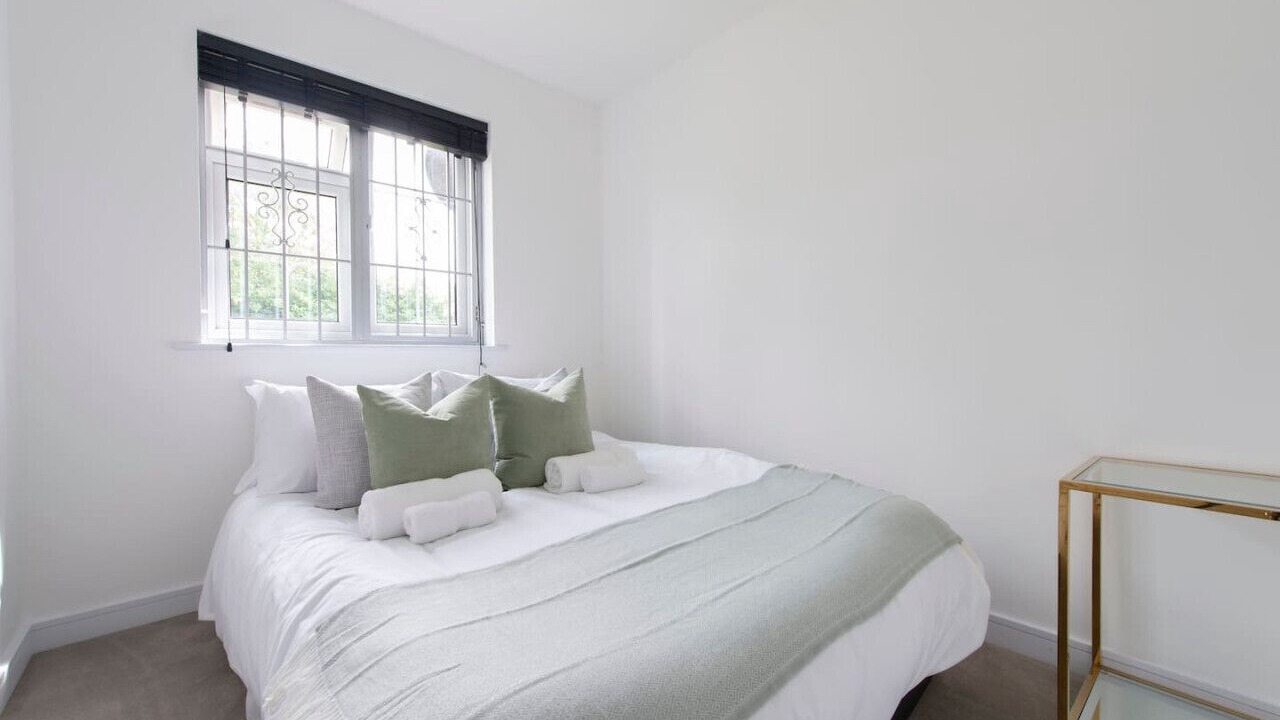 Photo of Bedroom in Leyton