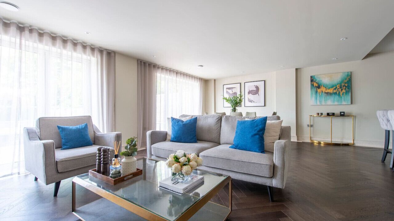 Photo of Livingroom in Chigwell