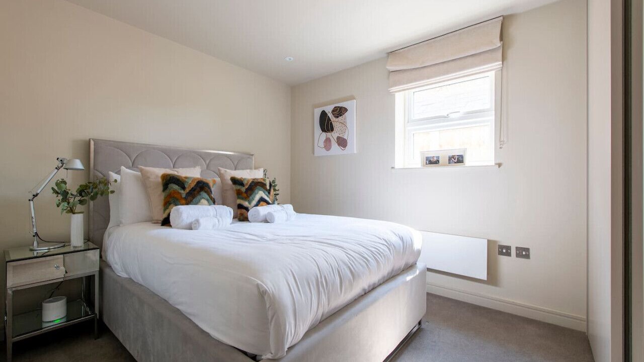 Photo of Bedroom in Chigwell