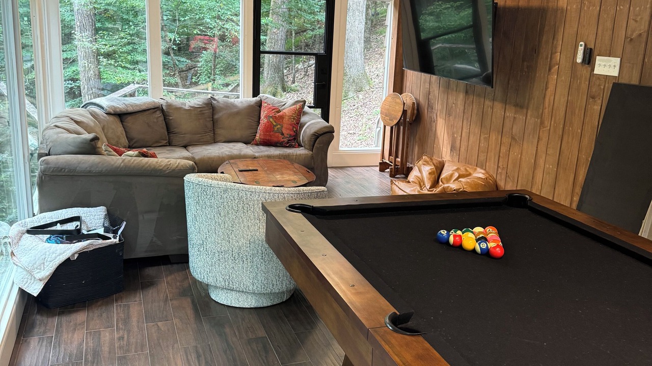 Photo of Livingroom in Mountain Park