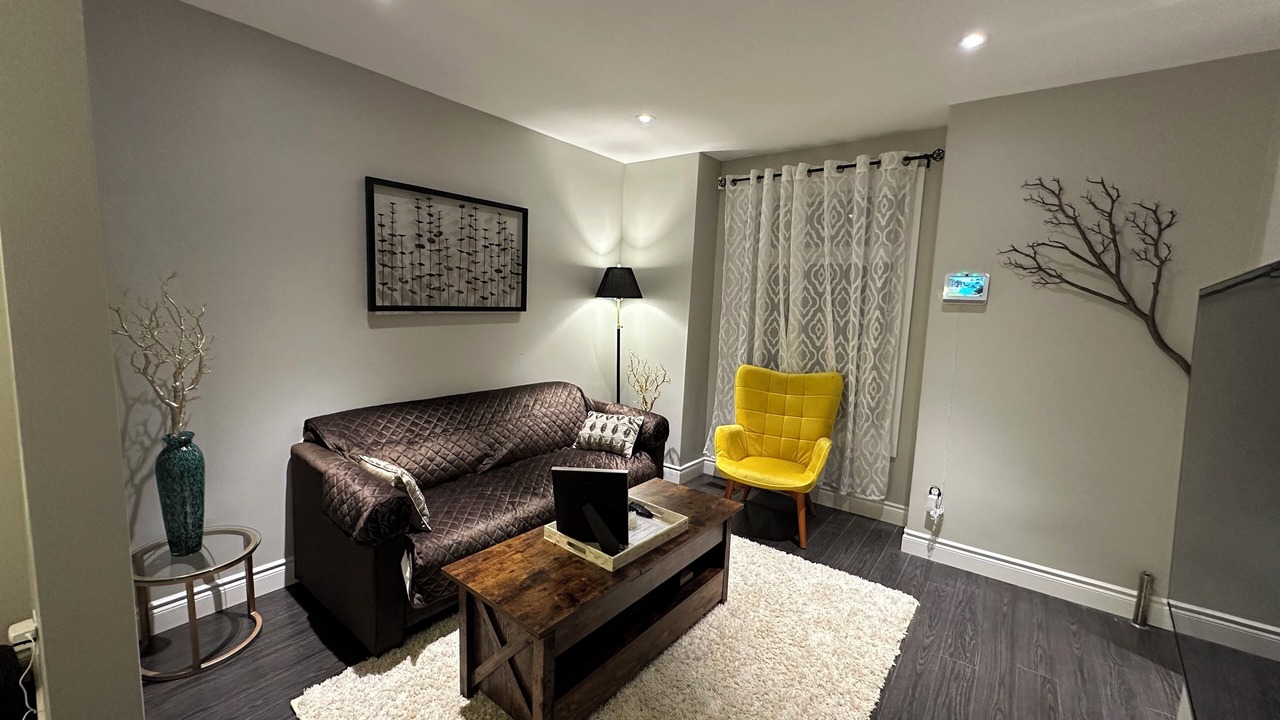 Photo of Livingroom in Hamilton