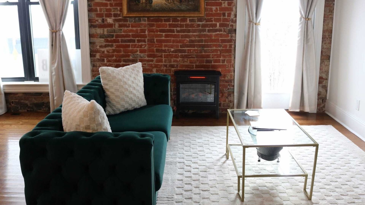 Photo of Livingroom in Metropolis