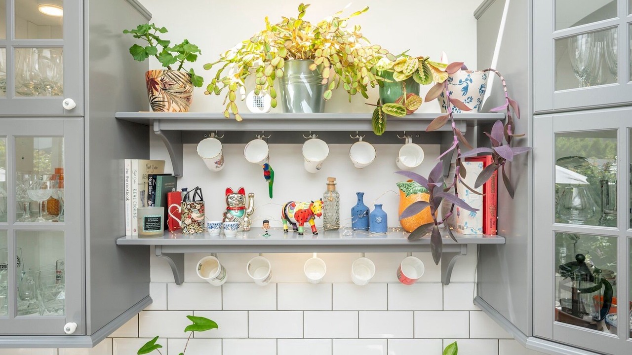 Photo of Others in Lee