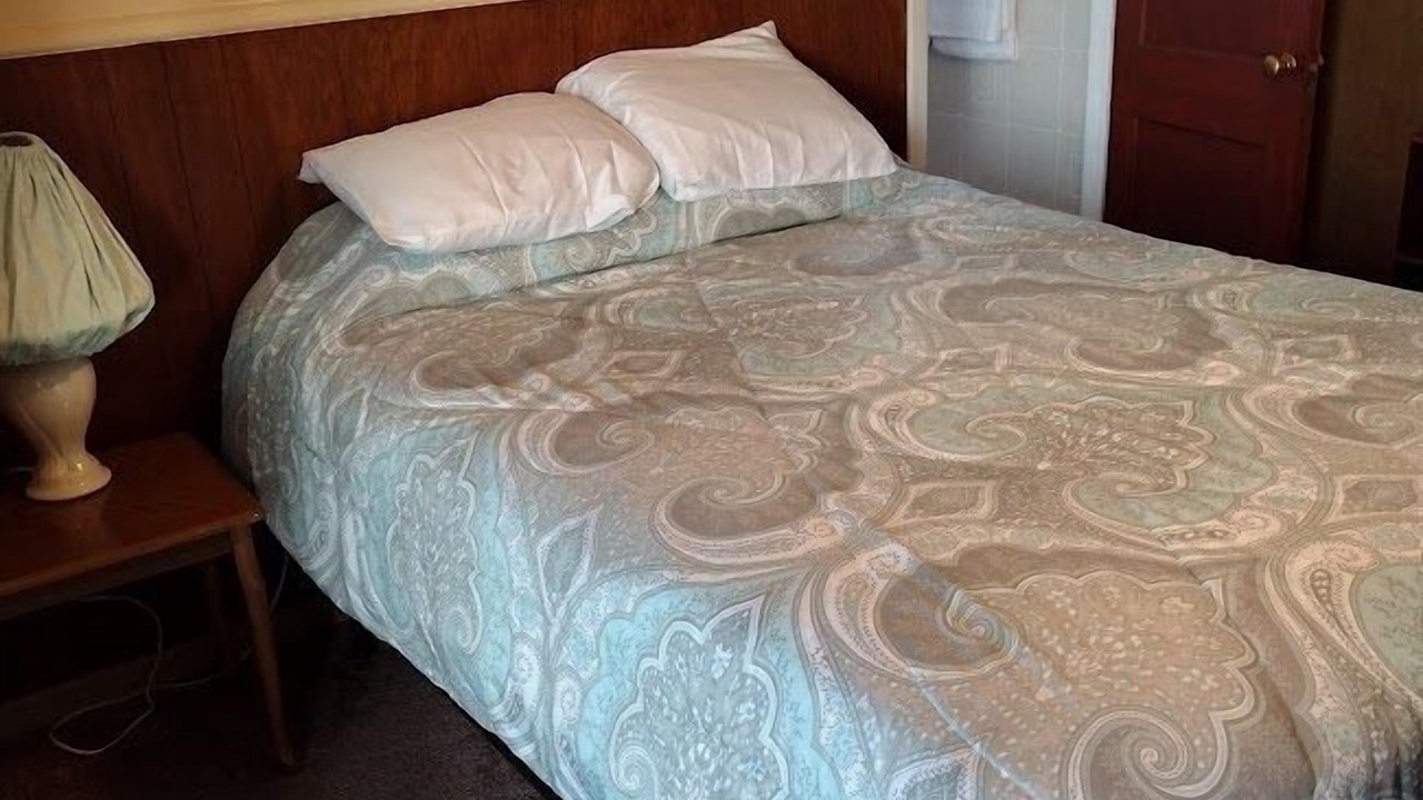 Photo of Bedroom in West Winfield