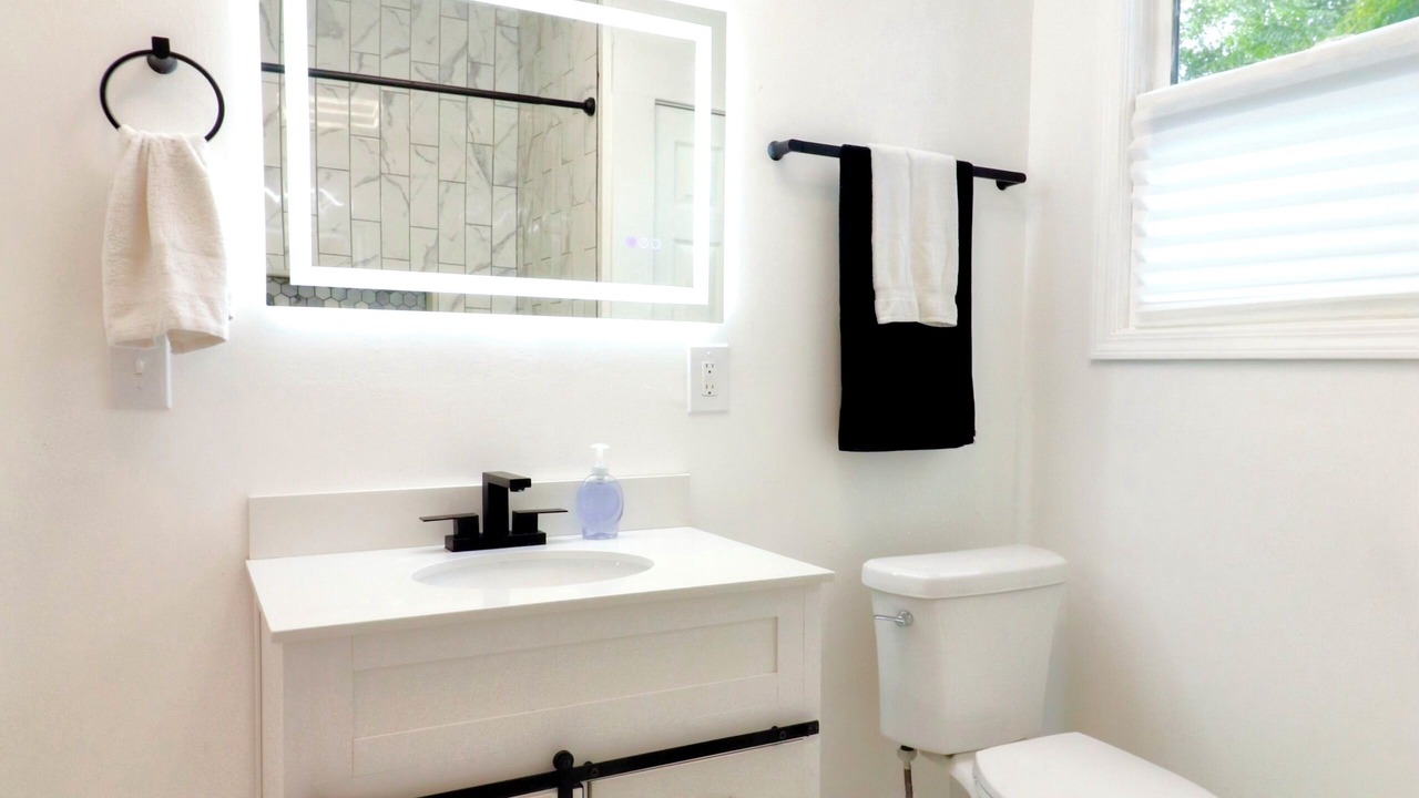 Photo of Bathroom in Midtown