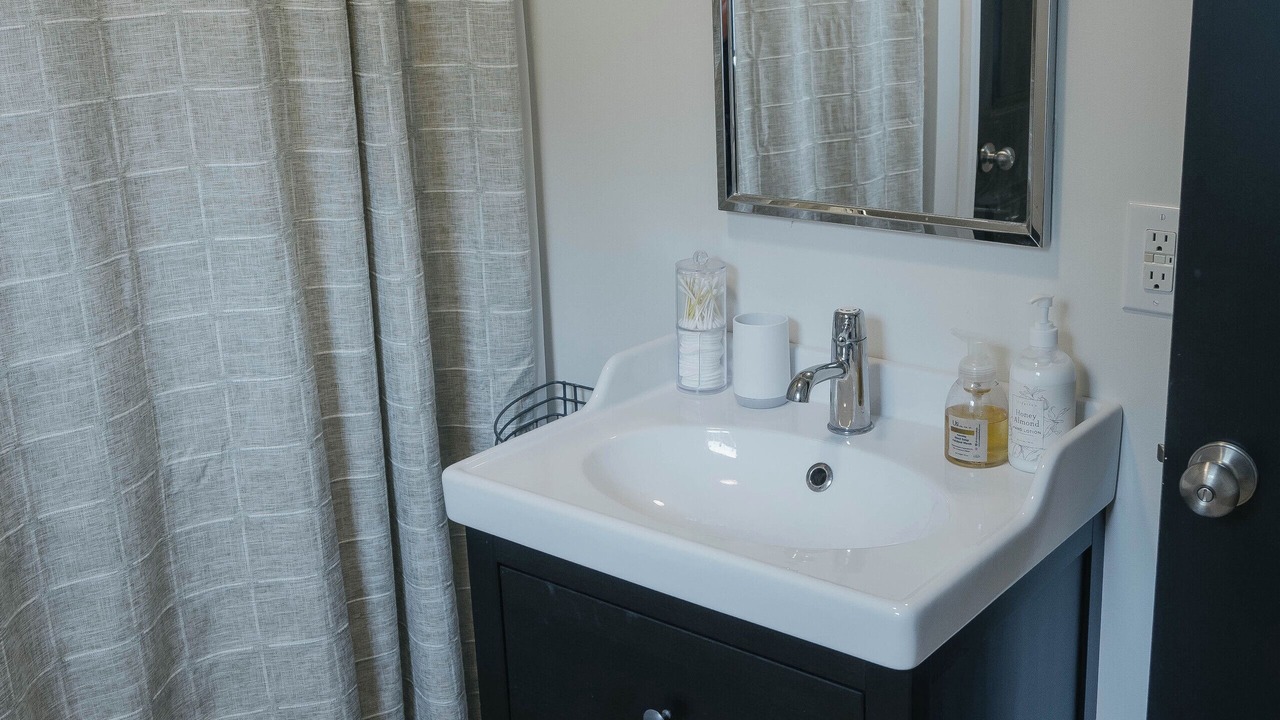 Photo of Bathroom in Indian Hills