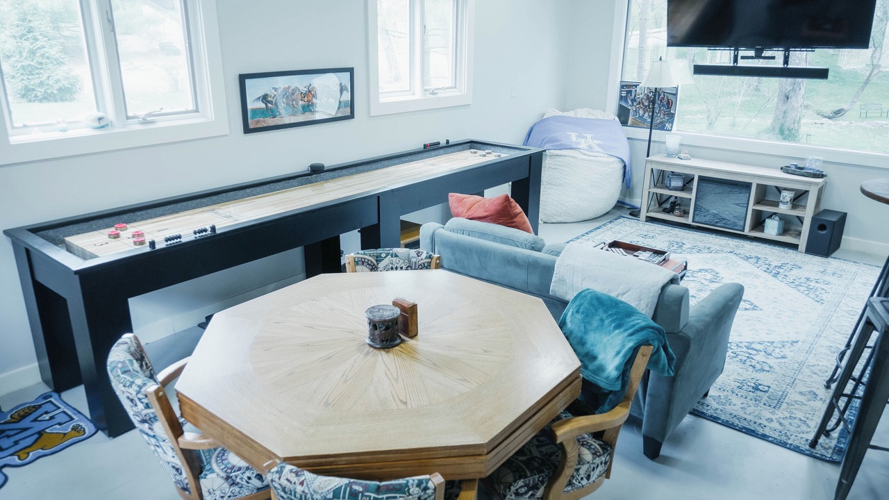 Photo of Bedroom in Indian Hills