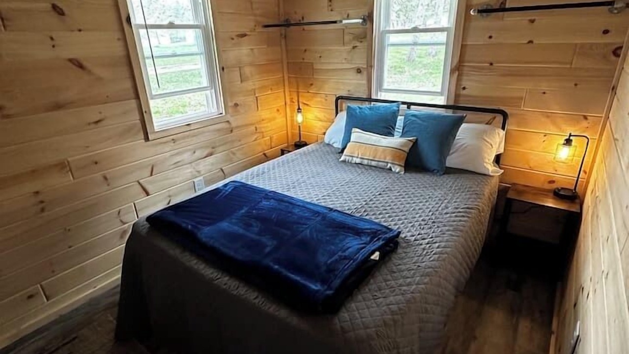 Photo of Bedroom in Lake
