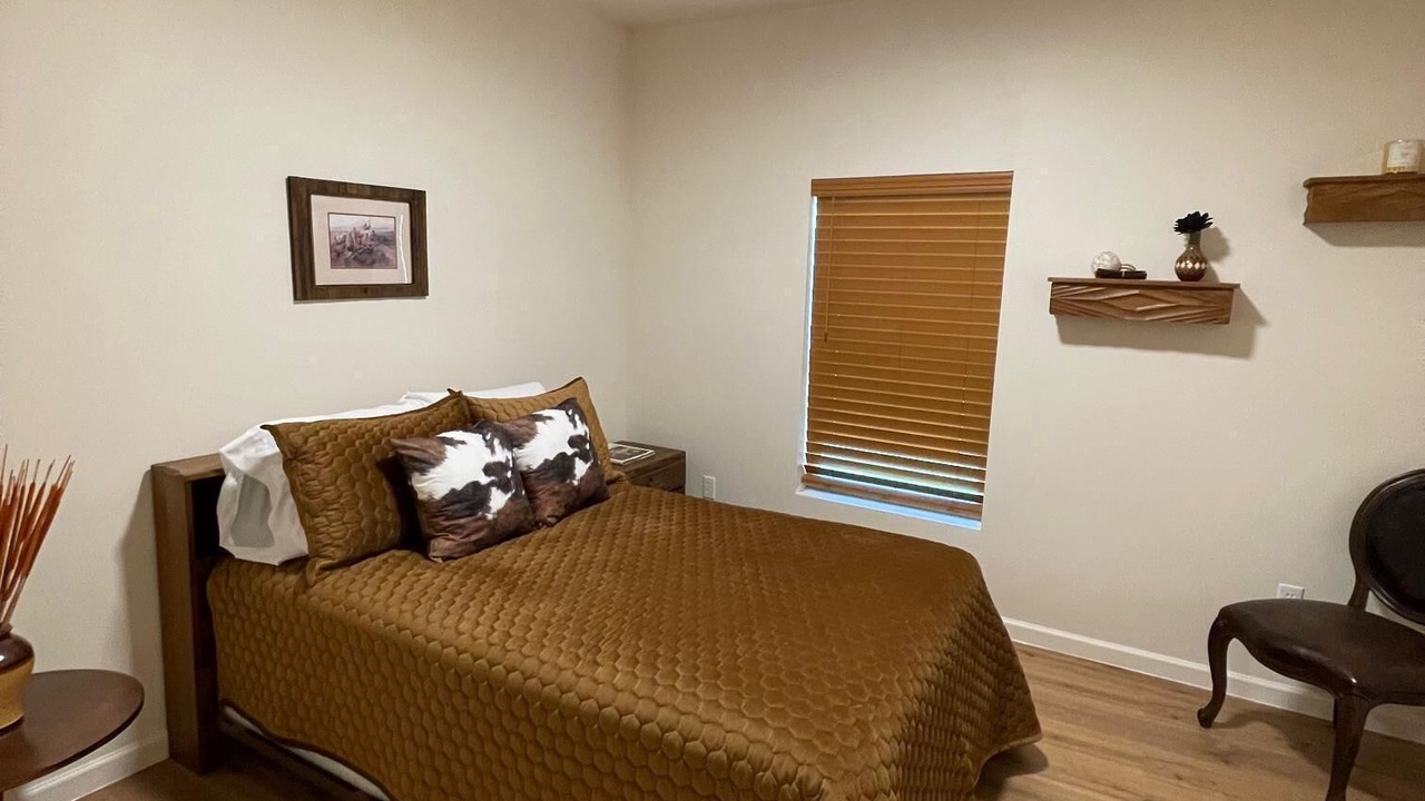 Photo of Bedroom in Dewey