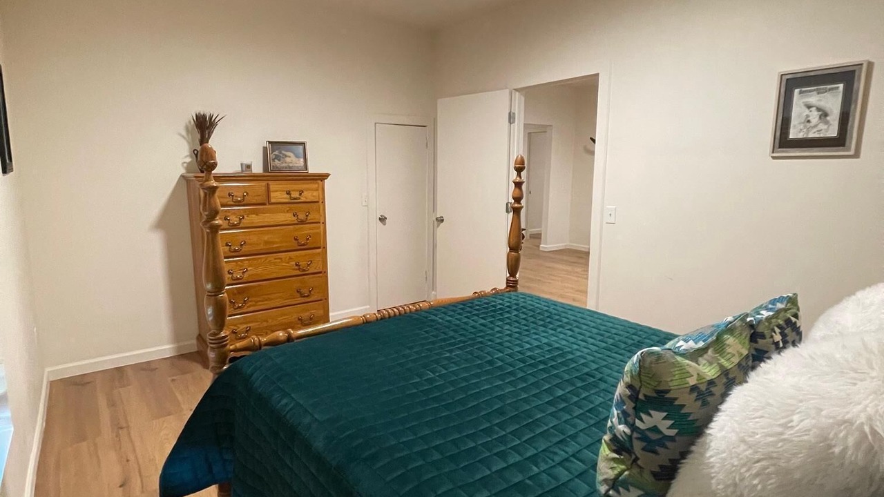 Photo of Bedroom in Dewey