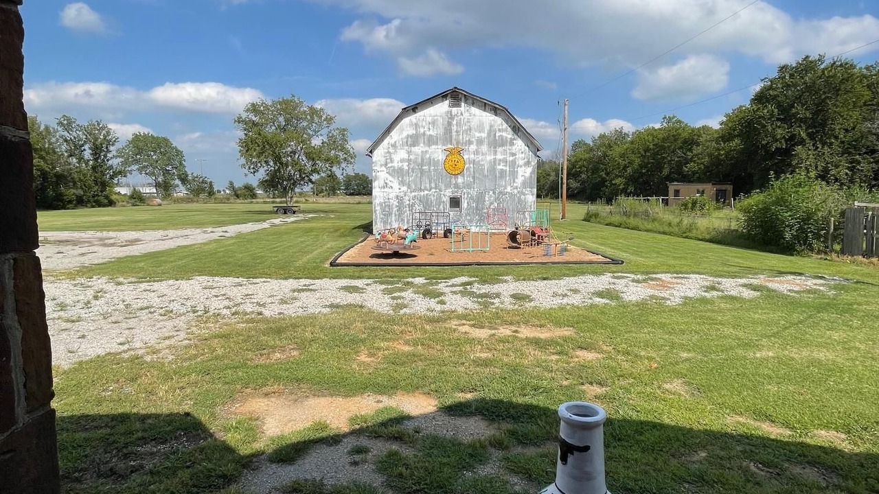 Photo of Outdoor in Dewey