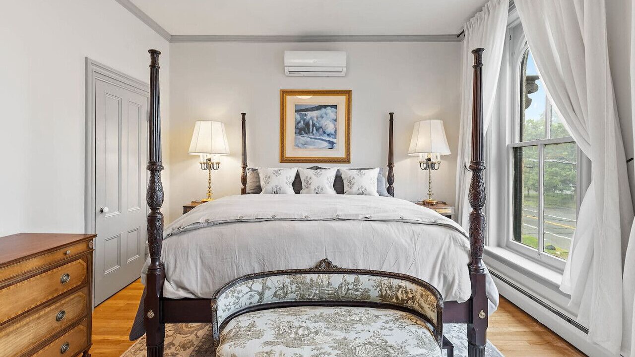 Photo of Bedroom in Le Roy