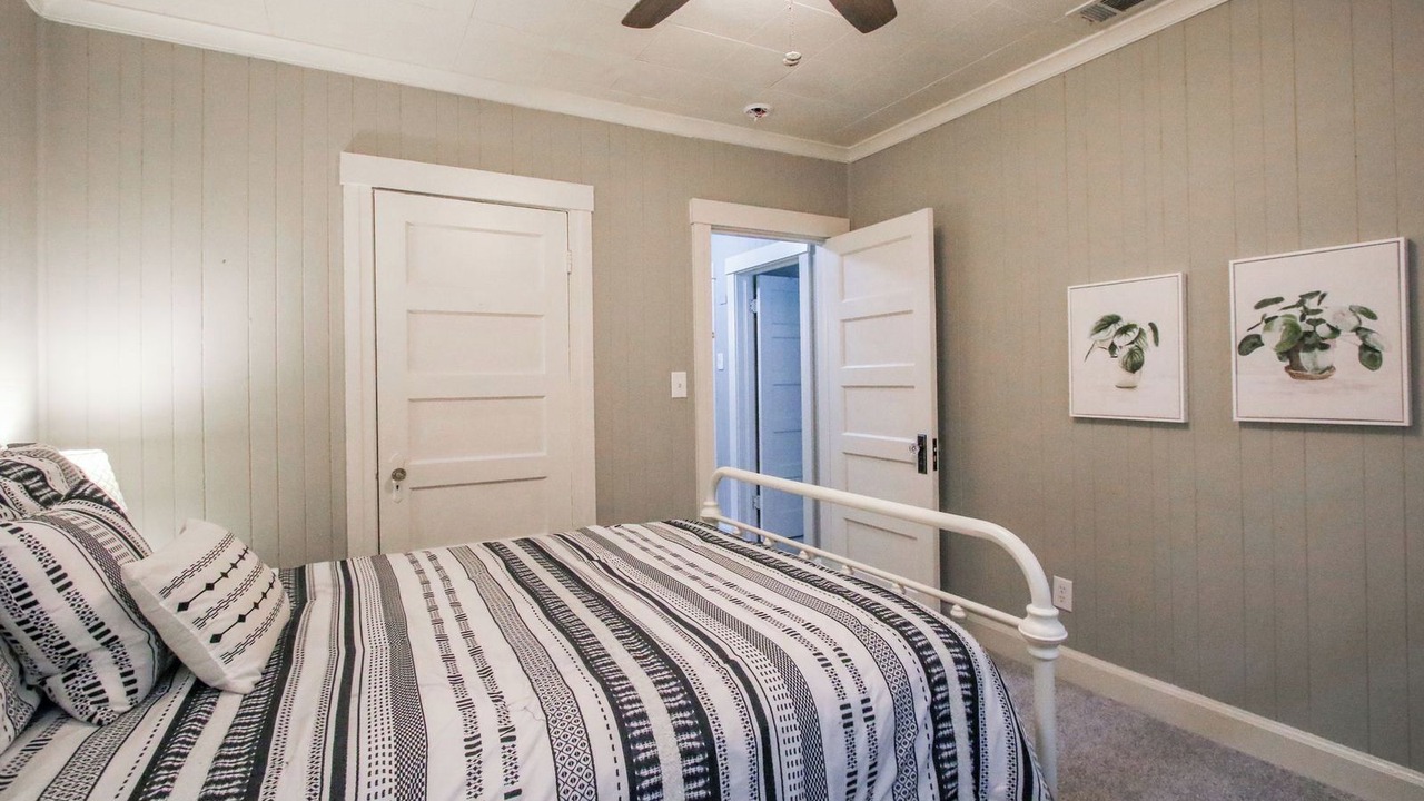 Photo of Bedroom in Richmond Hill