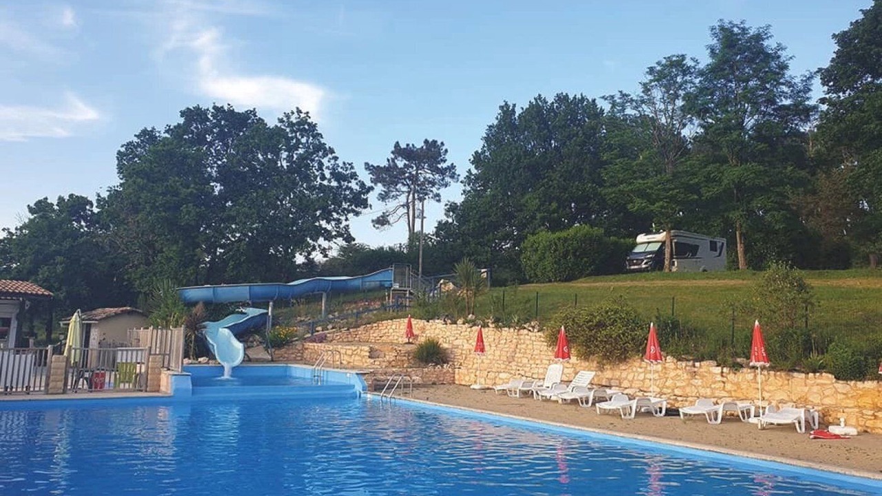 Photo of Outdoor in Salles