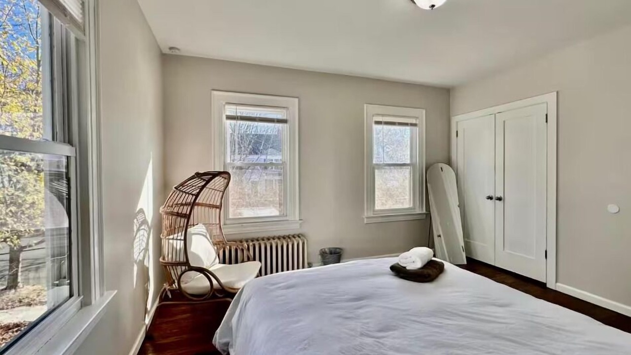 Photo of Bedroom in Beaver Hills