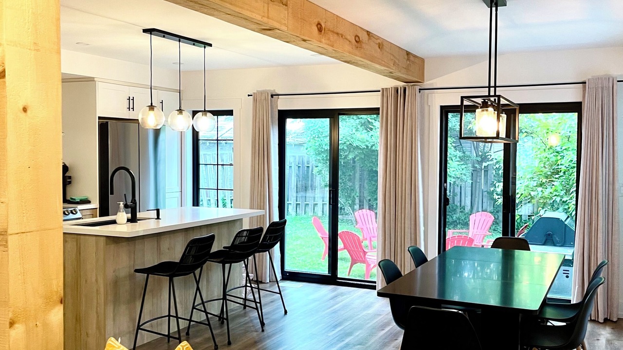 Photo of Livingroom in Crystal Beach
