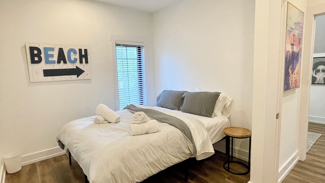 Photo of Bedroom in Crystal Beach