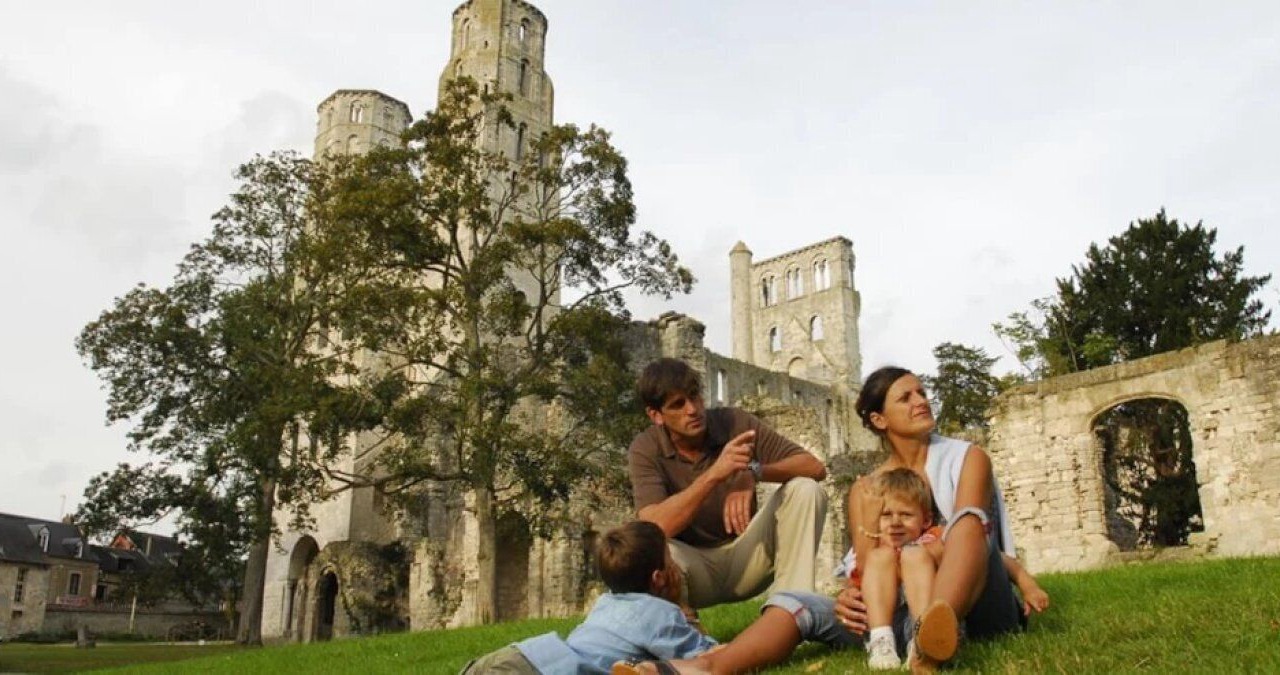 Photo of Others in Jumieges