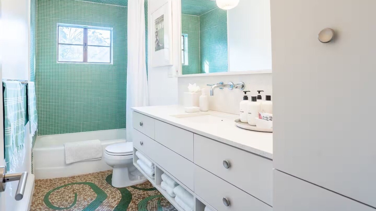 Photo of Bathroom in Chestnut