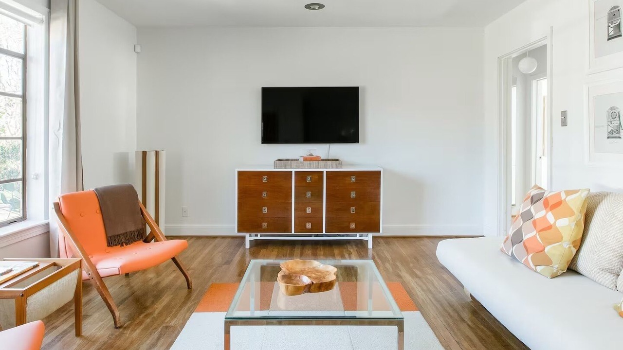 Photo of Livingroom in Chestnut