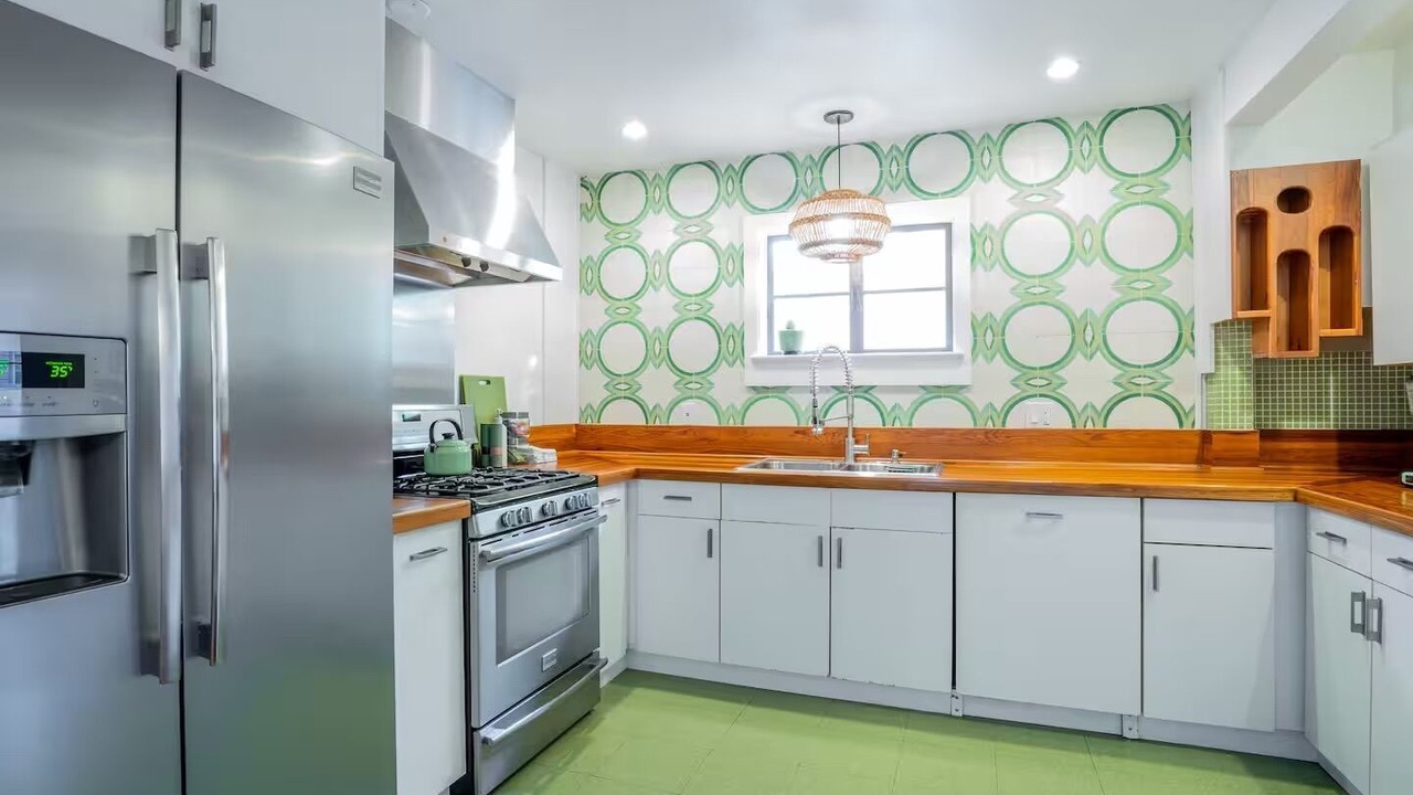 Photo of Kitchen in Chestnut