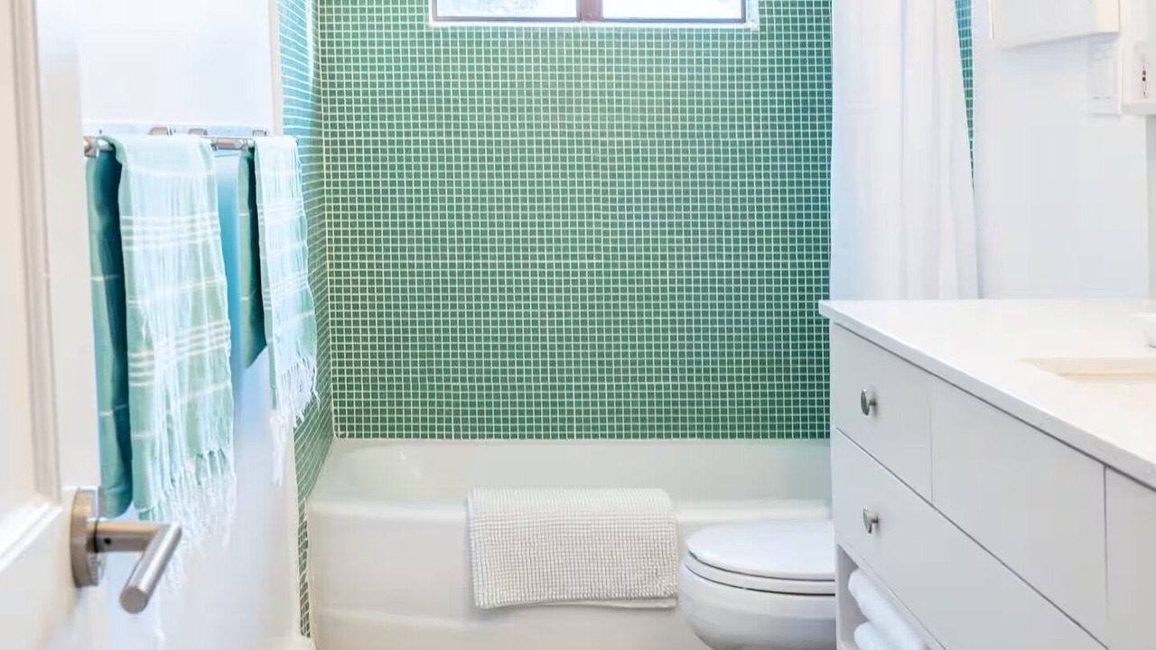 Photo of Bathroom in Chestnut