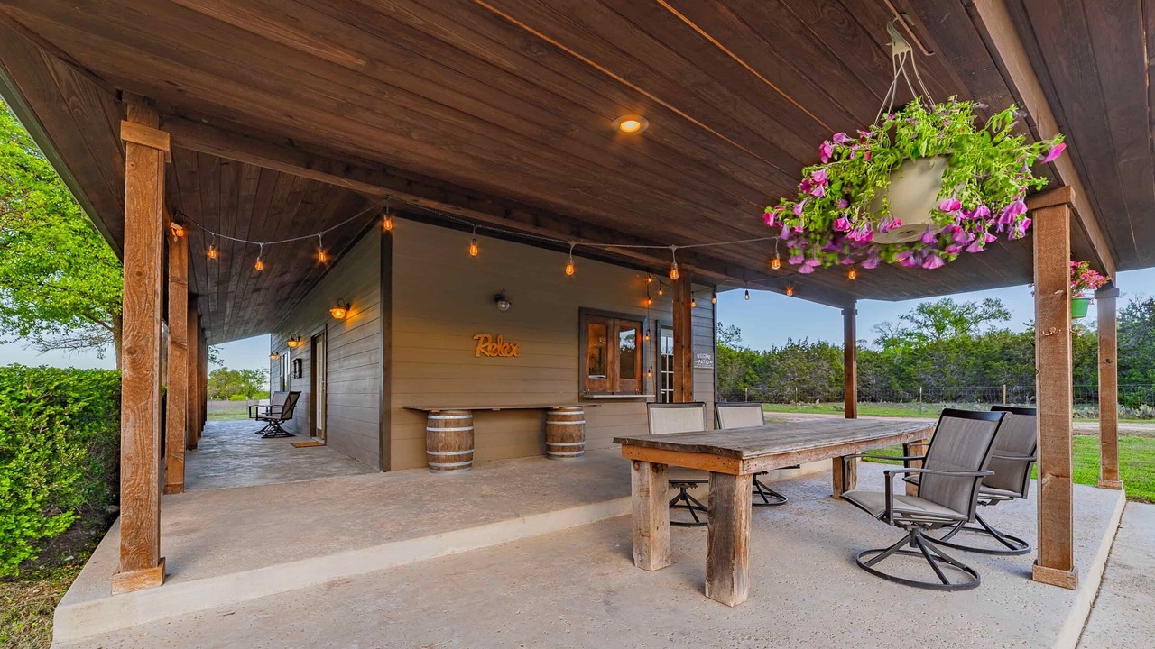Photo of Outdoor in Oatmeal