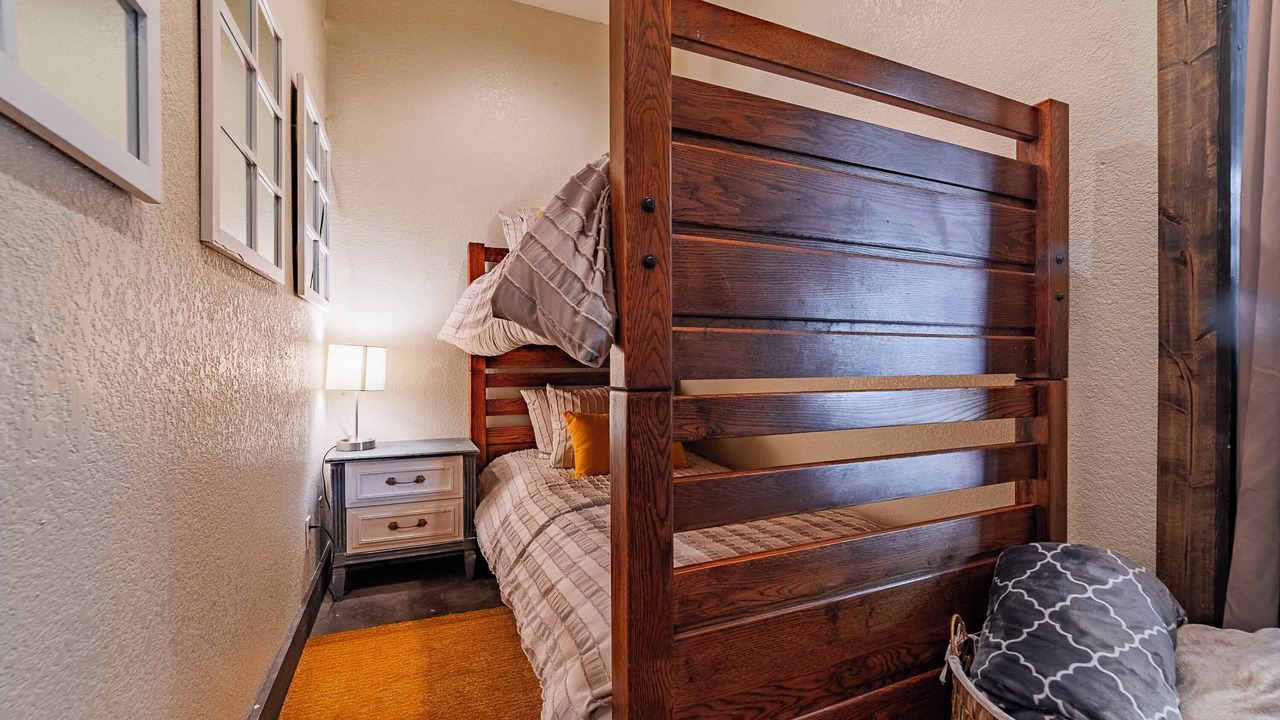 Photo of Bedroom in Oatmeal