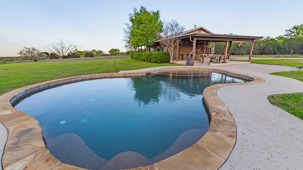 Photo of Outdoor in Oatmeal