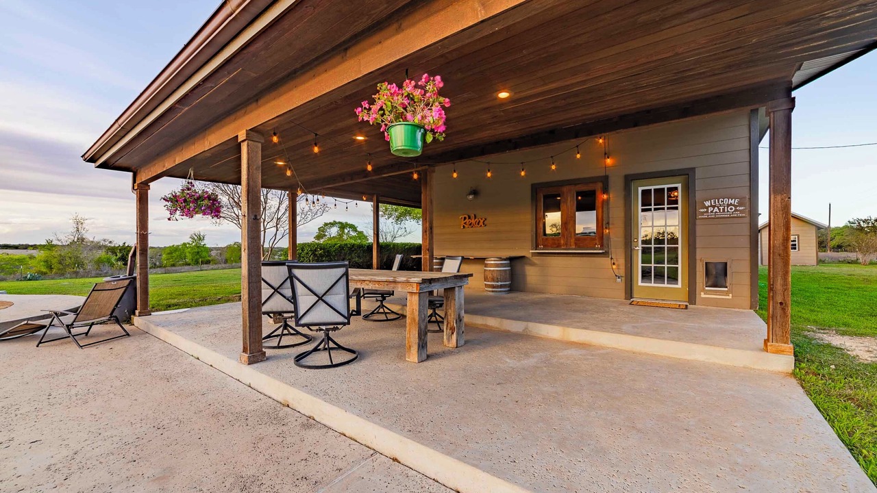 Photo of Outdoor in Oatmeal