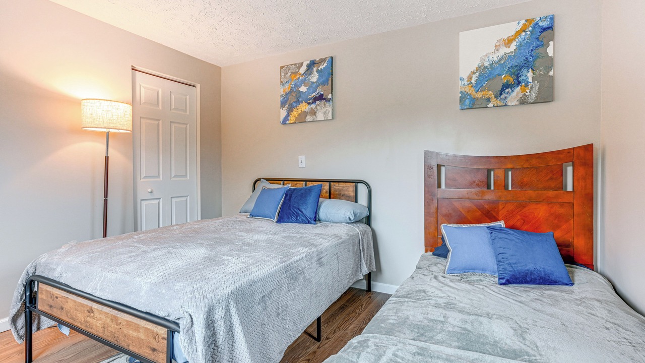 Photo of Bedroom in Lansing