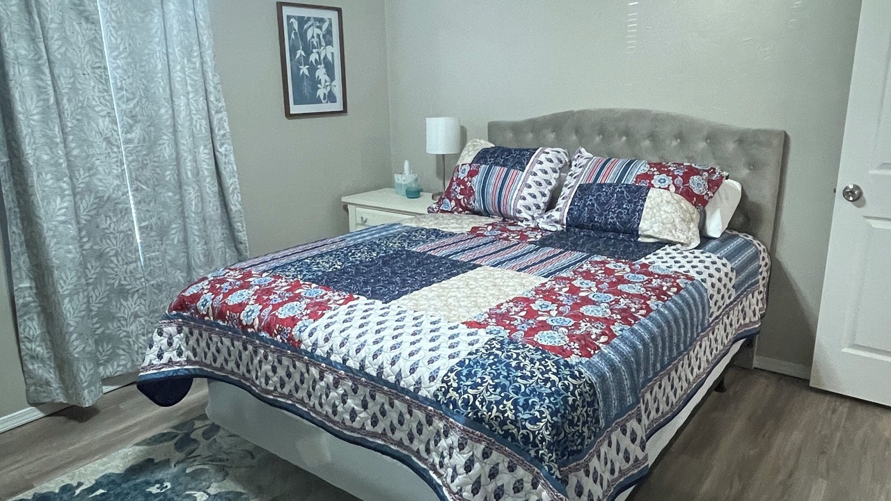 Photo of Bedroom in Ada