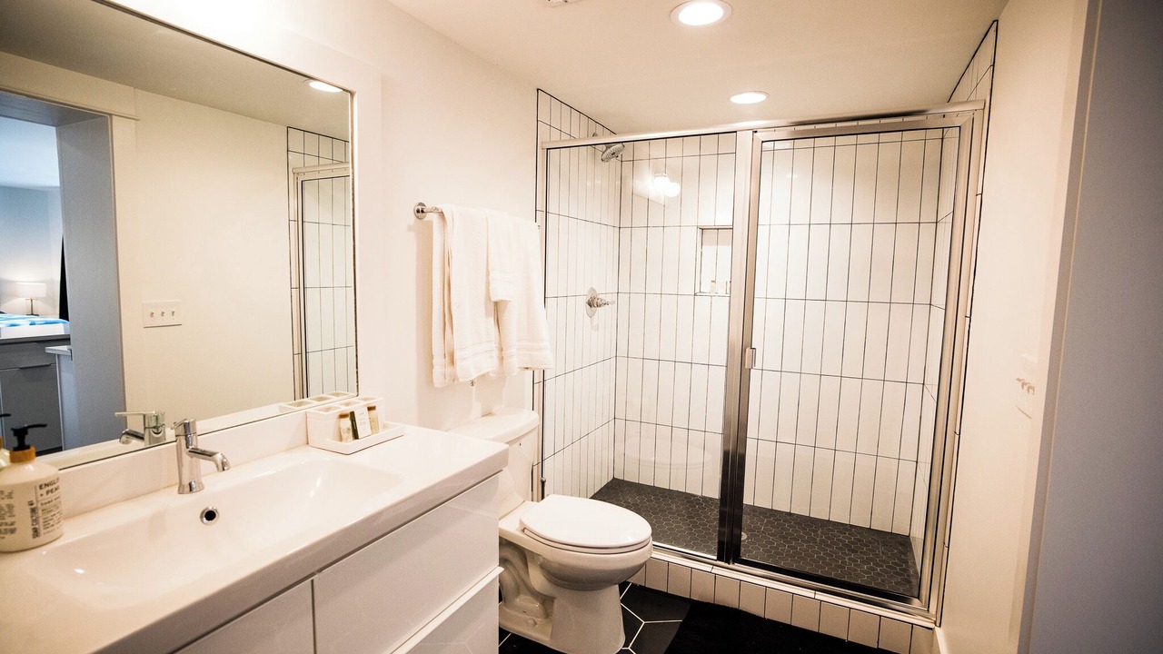 Photo of Bathroom in Belmont - Hillsboro