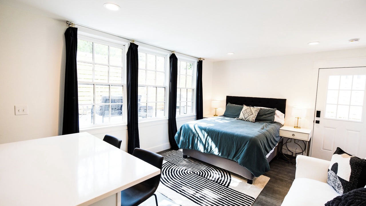 Photo of Bedroom in Belmont - Hillsboro