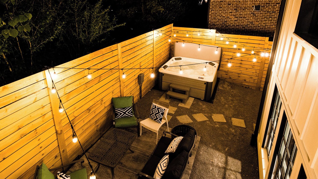 Photo of Patio Balcony in Belmont - Hillsboro