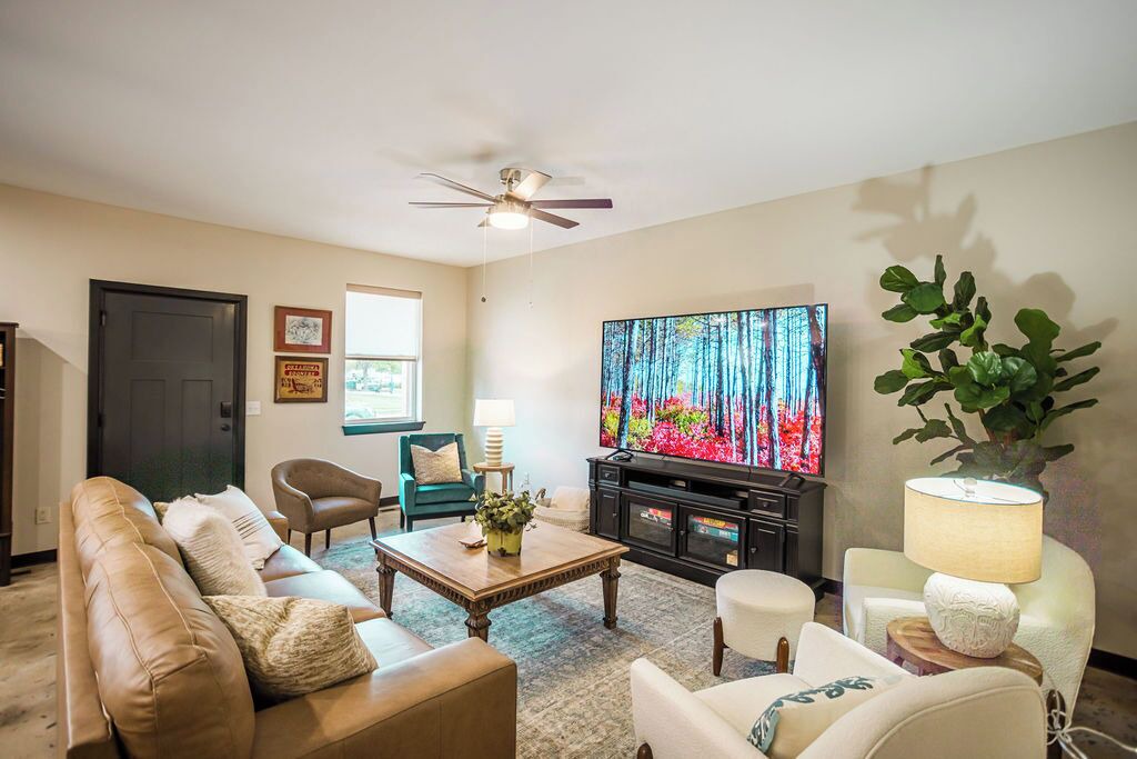 Photo of Livingroom in Norman