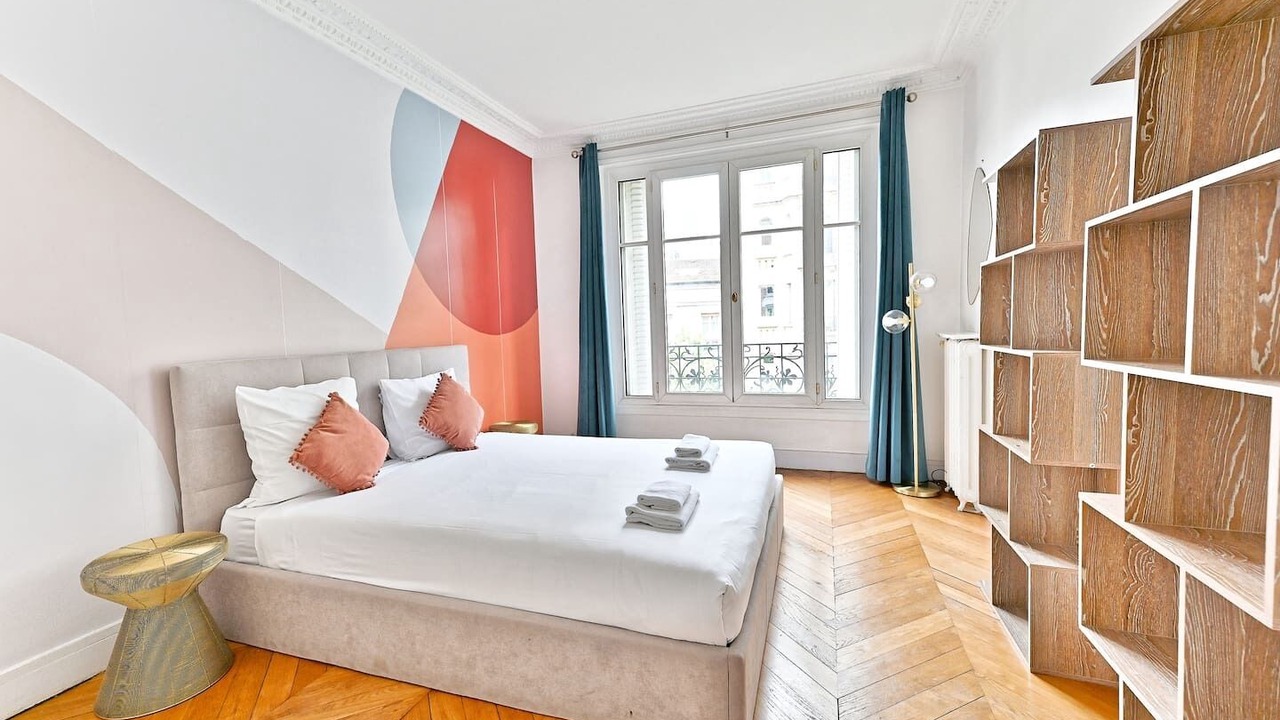 Photo of Bedroom in Saint-Lambert