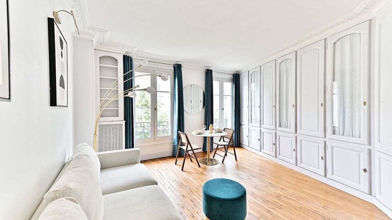 Photo of Livingroom in Saint-Lambert