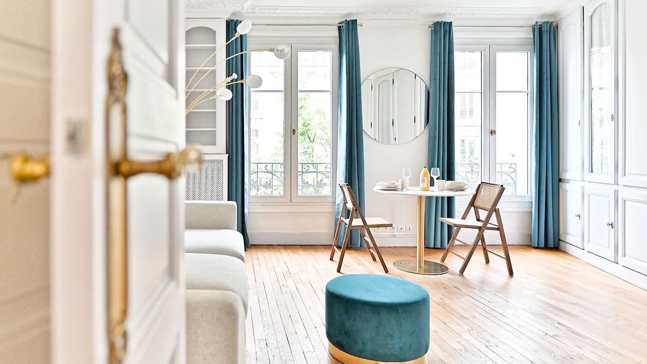 Photo of Livingroom in Saint-Lambert