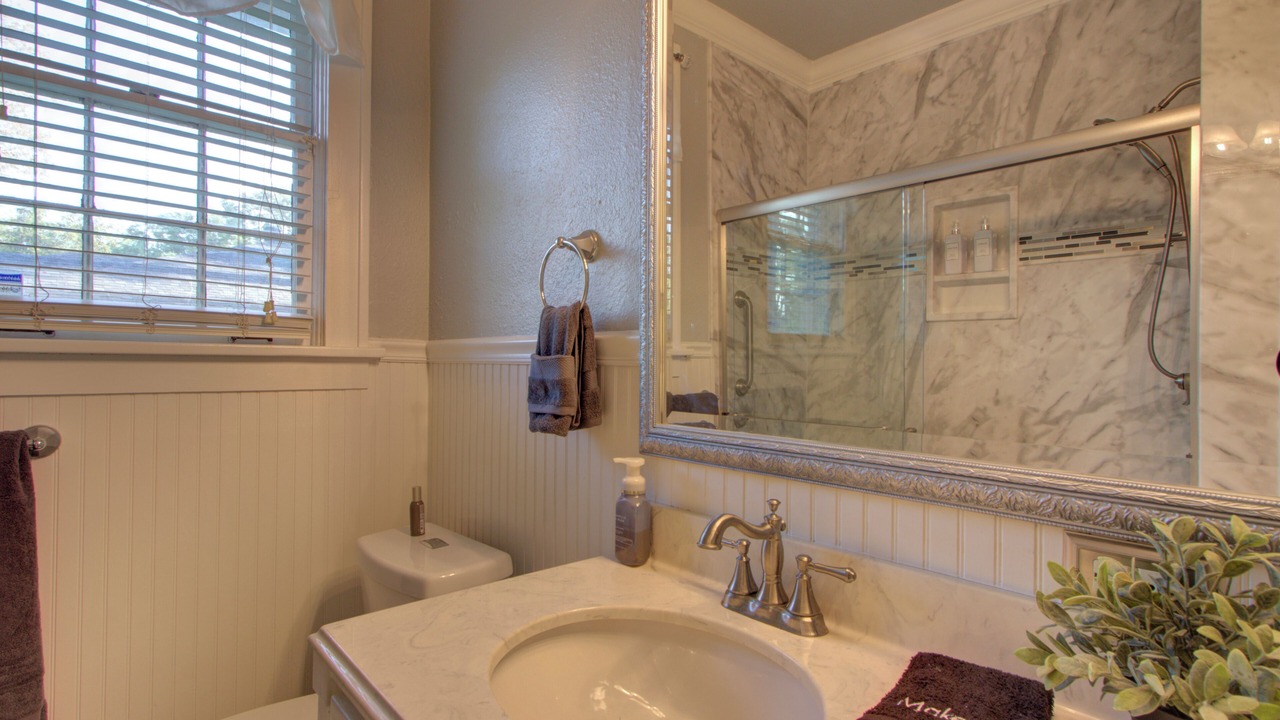 Photo of Bathroom in Texarkana