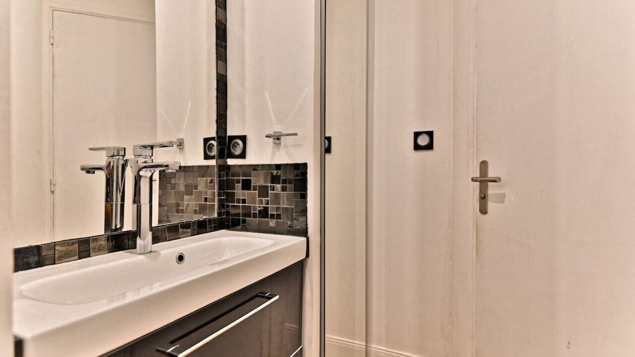 Photo of Bathroom in Quartier de la Porte-Saint-Denis