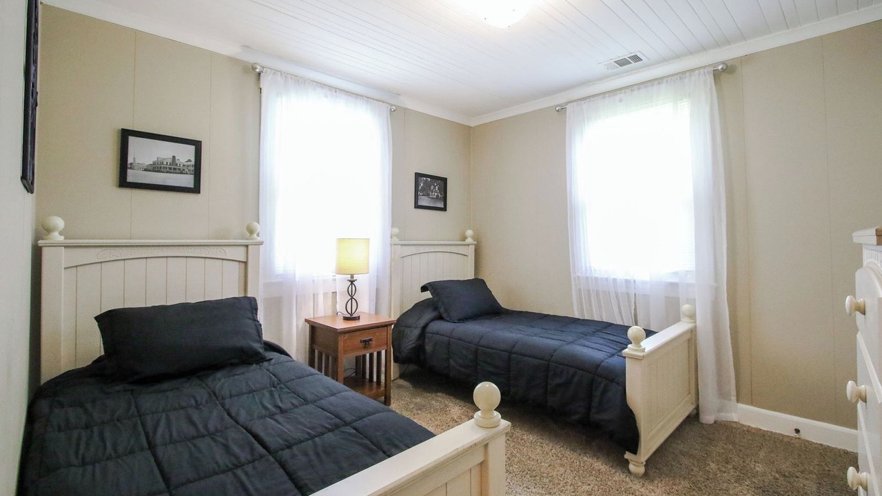 Photo of Bedroom in Richmond Hill